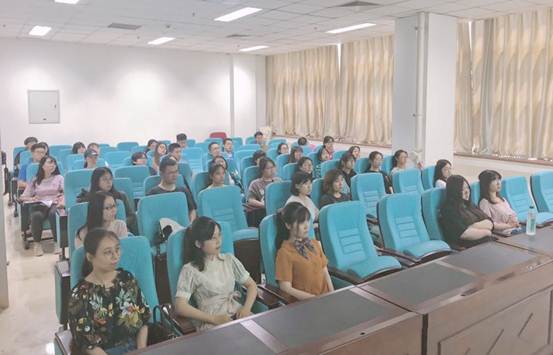 说明: G:\公司动态\20190628优秀员工讲座——纪刚\微信图片_201907091016269.jpg